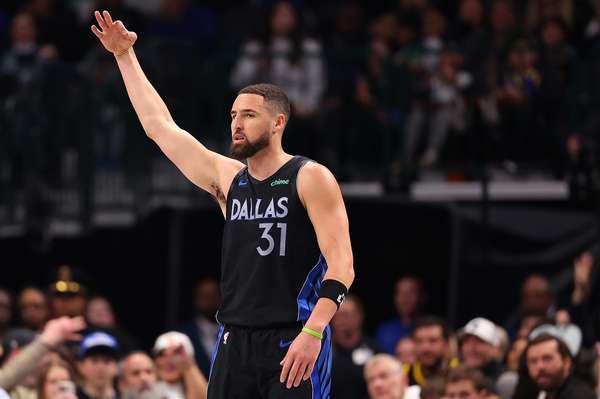 克莱三分里程碑之夜！200场5+三分独步历史第三人